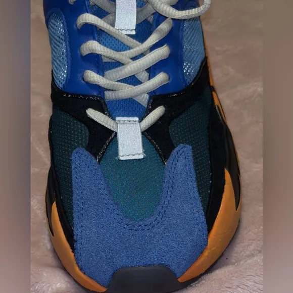 adidas Yeezy 700 Boost Bright Blue Men's Size 5.5