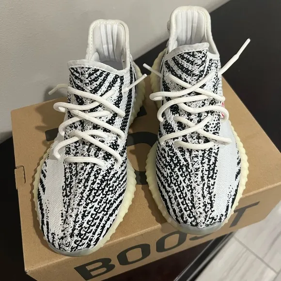 Adidas Yeezy Boost 350 V2 - White and Black