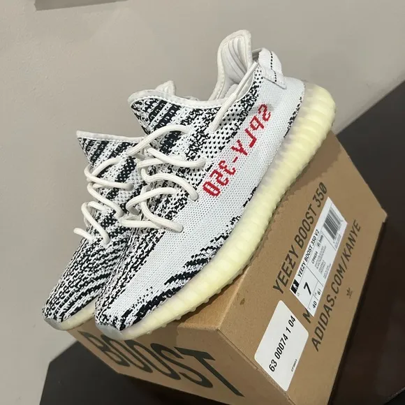 Adidas Yeezy Boost 350 V2 - White and Black
