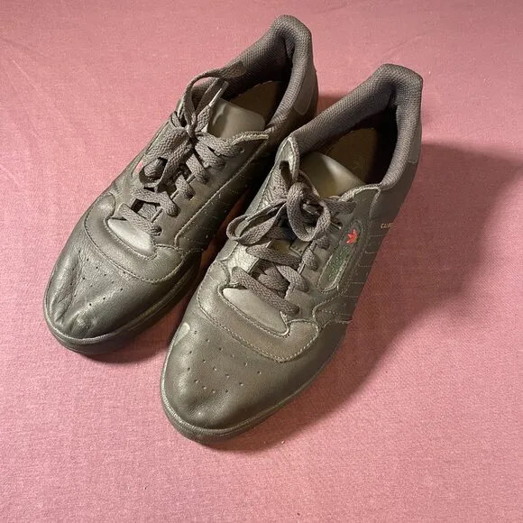 Adidas Yeezy Powerphase Calabasas Core Black - Men's size 10