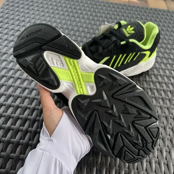Adidas Yung-1 Black Hi Res Yellow Men's Athletic Shoes EE5317 Size 8.5