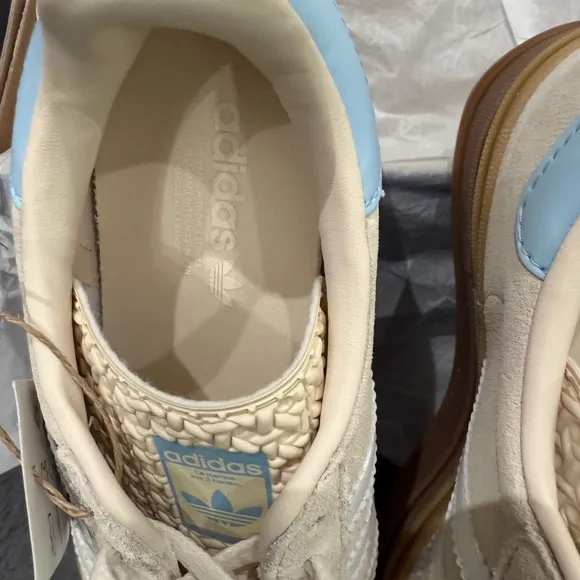 🆕👟⚽️Adidas⚽️👟Kids Gazelle Bold Blue/Tan/Gum Size 5