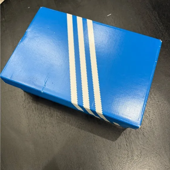 🆕👟⚽️Adidas⚽️👟Kids Gazelle Bold Blue/Tan/Gum Size 5