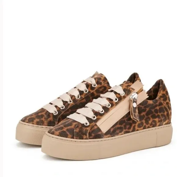 AGL ATTILIO GIUSTI LEOMBRUNI Meghan Animalier sneaker Animal Cheetah in Size 10