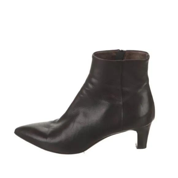 AGL leather pointed toe ankle boots