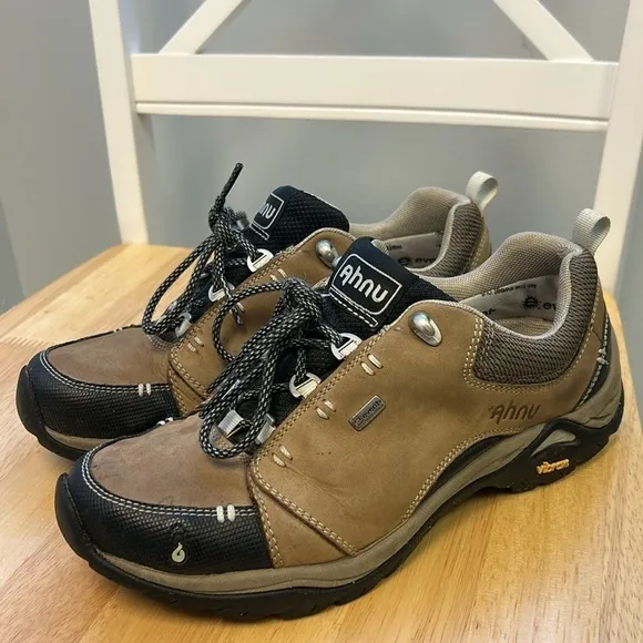 Ahnu Montara eVent Women Brown Nubuck Hiking Shoes Waterproof Vibram Size 7.5