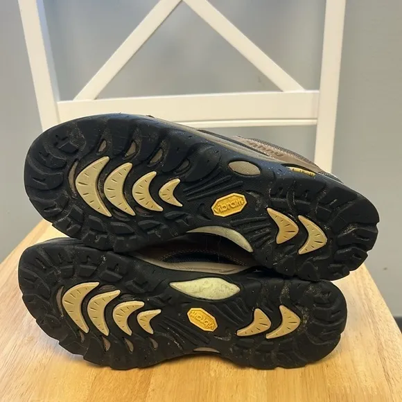 Ahnu Montara eVent Women Brown Nubuck Hiking Shoes Waterproof Vibram Size 7.5
