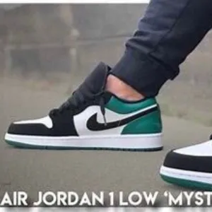 Air Jordan 1 low Mystic green sneakers/shoes