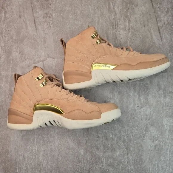 Air Jordan 12 Retro Sneakers Womens 8 Tan Suede Gold Athletic Streetstyle Shoes