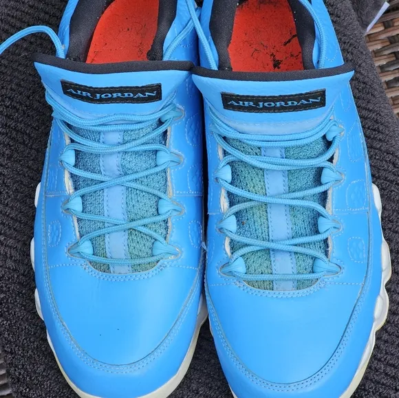 Air Jordan 9 Retro RARE Low (2016 Pantone) UNC Blue 832822 401 Men's Size 10.5