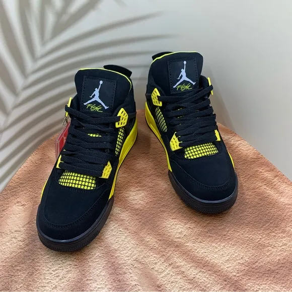Air Jordan Men's Black and Yellow Sneakers Thunder 2023 Man’s Size 9