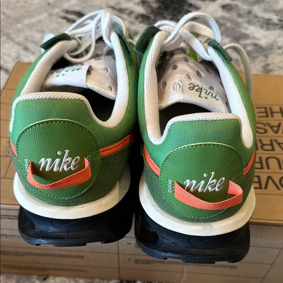 Air Max Pre-Day LX