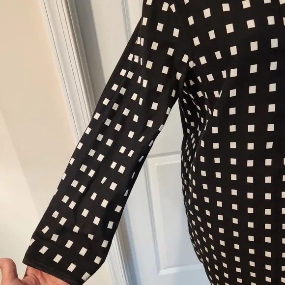 Akris Punto luxury square dots reversible coat/dress size 6 black white