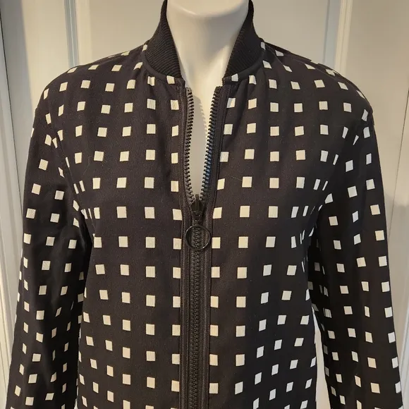 Akris Punto luxury square dots reversible coat/dress size 6 black white