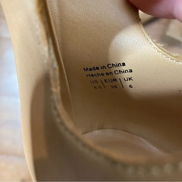 Aldo Beige Lace-Up Block Heeled Shoes - Size 8.5
