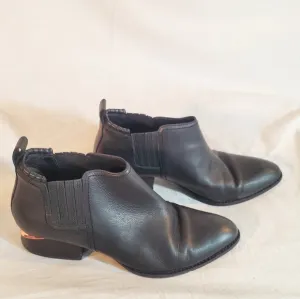 ALEXANDER WANG Women's 40.5 Black Leather Kori Cut-Out Heel Ankle Boots