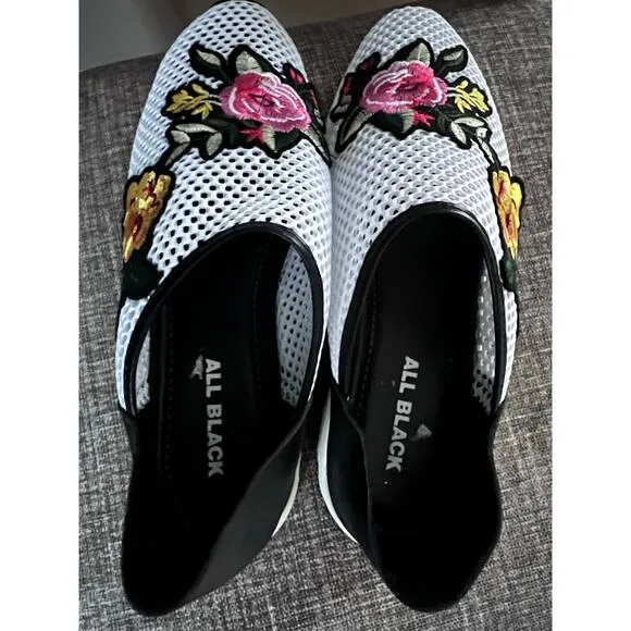 All Black Dressy Sporty Mesh Floral Applique Leather Slip On Sneakers Size 40