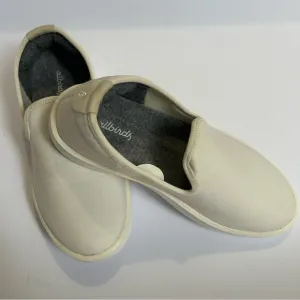 Allbirds Loungers women’s 8 off white slip on shoes