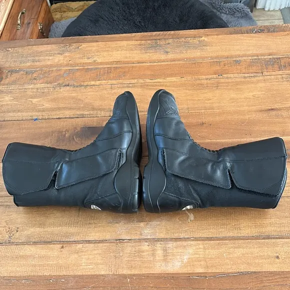 Alpine Goretex Black Motorcycle Racing Boots men’s 7.5