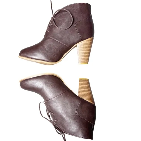 Altar'd State Women’s Brown Leather Platform Wooden Heel Lace Up Ankle Booties
