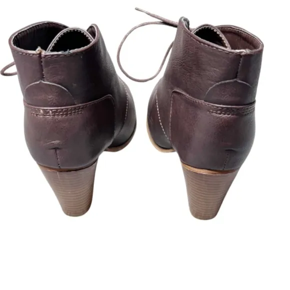 Altar'd State Women’s Brown Leather Platform Wooden Heel Lace Up Ankle Booties