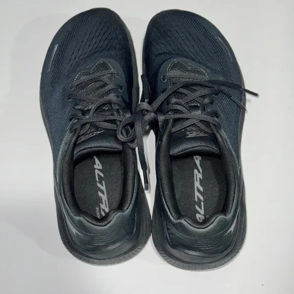 Altra Olympus 2 Running Shoes Zero Drop Cushioned Athletic Black Mens 8.5 EUC