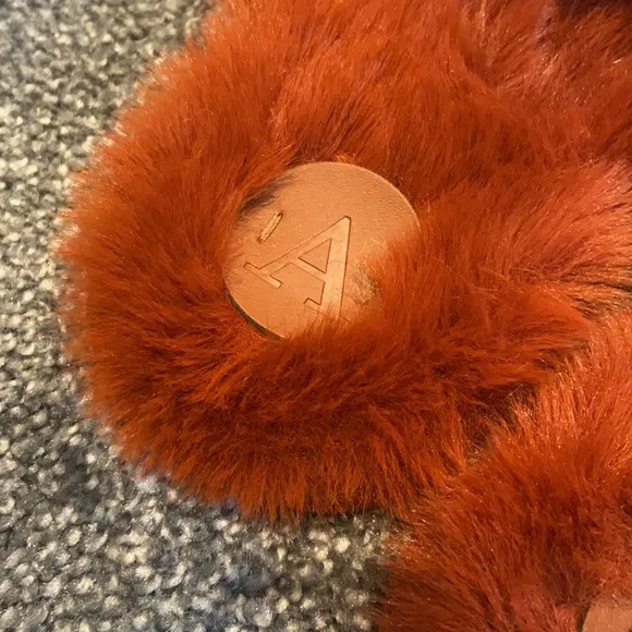 Anthropologie faux fur slippers plush slip on burnt orange M/L christmas gifts