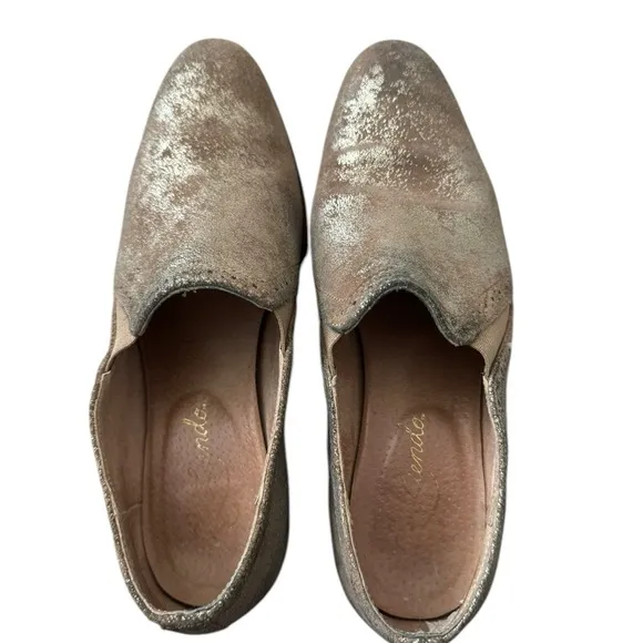 Anthropologie Liendo Seychelles Stylish Slip-On Shoes- Distressed Metallic