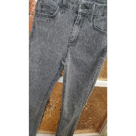 Anthropologie Mother Looker Jeans by Mother, leopard print, Made in USA Size 25