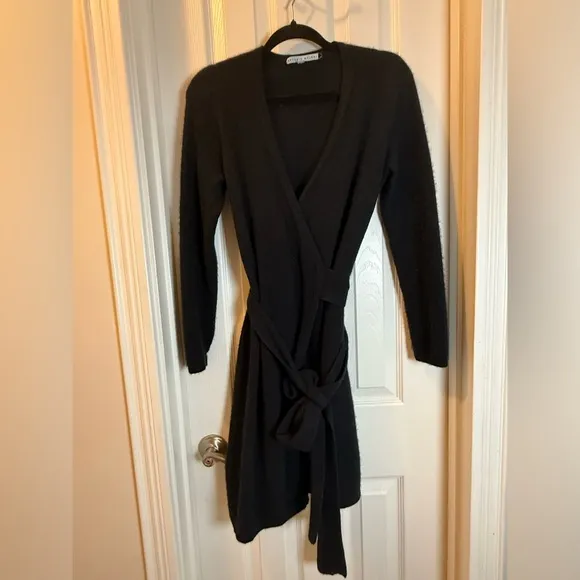Antonio Melani Black 💯% Cashmere Wrap Sweater Dress Iwant Luxury Fashion Wrap