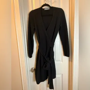 Antonio Melani Black 💯% Cashmere Wrap Sweater Dress Iwant Luxury Fashion Wrap