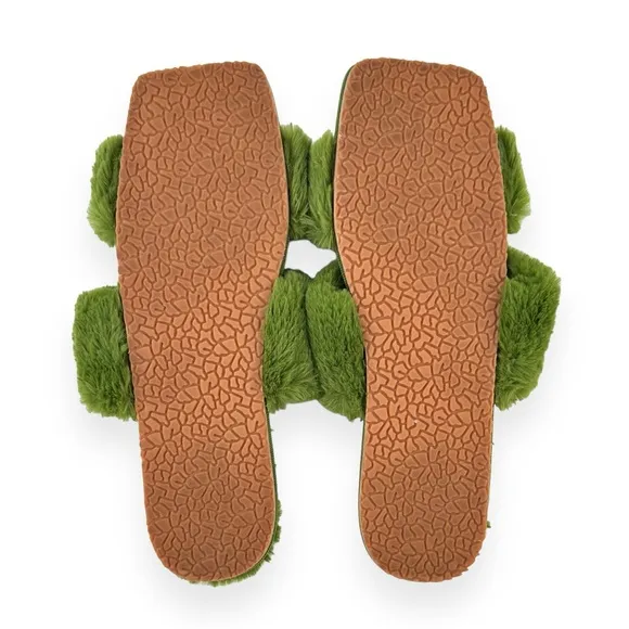 Arch NYC Plush Edit Slipper in Kelly Green - Green Furry Slippers