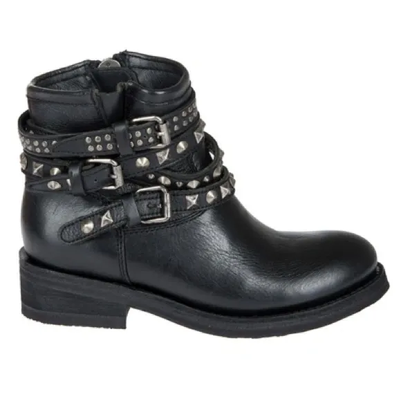 Ash Tatum Destroy Black Leather Boots