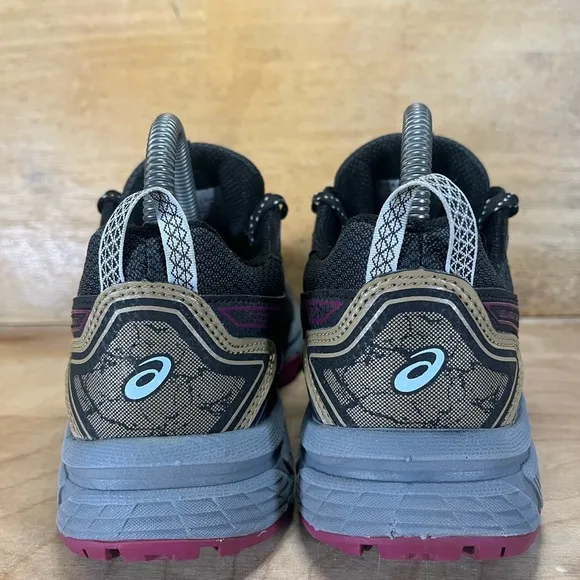 Asics Gel Venture 7 Womens Size 7 Trail Running Shoes Sneakers Gray Purple