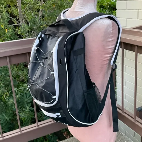 Athletico Gear NEW vinyl mash adjustable black backpack white trim school sports