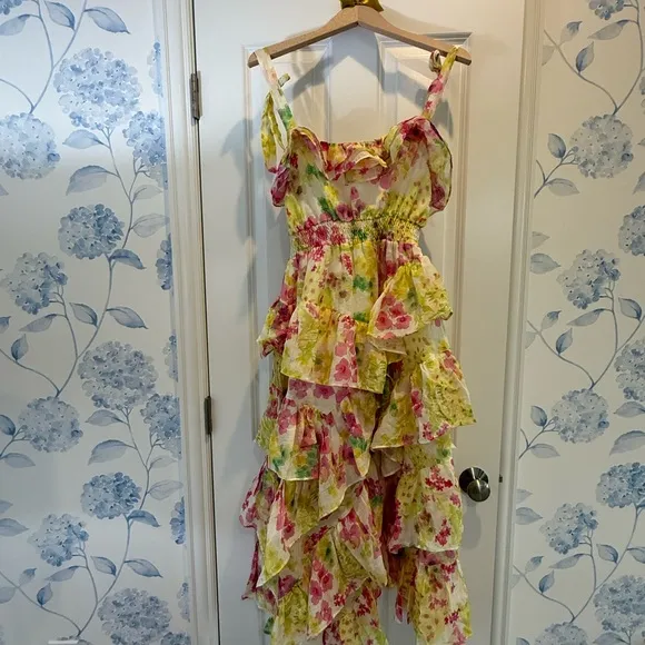 August Floral Tiered Maxi Dress Size Small - Greece Luxury Resort Wear. NWT Rami