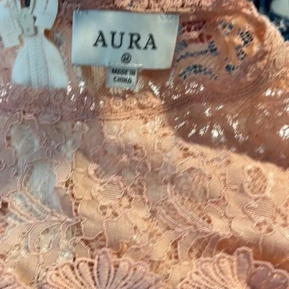 🏷️Aura the Label,Effortless &amp; Classic Bohemian Luxury, Exquisite Lace Piece, M