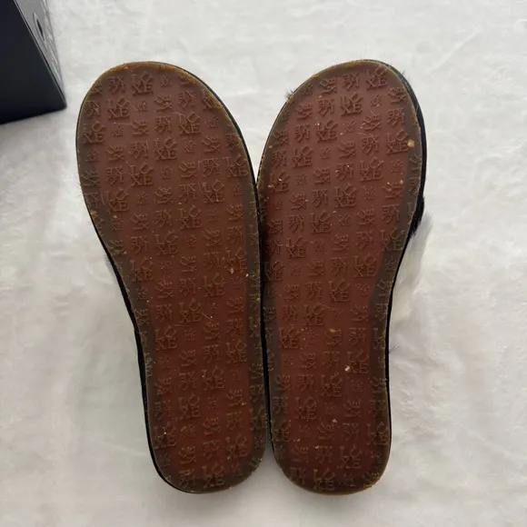 Australia Luxe Collection Heiress Luxurious Black and White Slippers Large 10/11