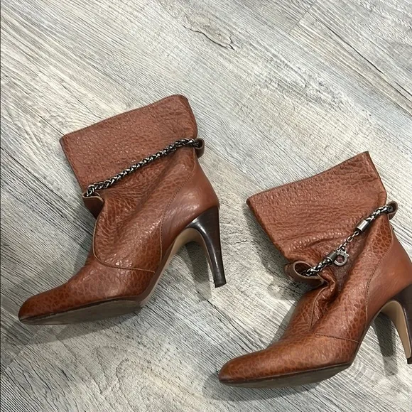 Authentic Salvatore Ferragamo Brown Leather Ankle Boots with Chain Detail size 6