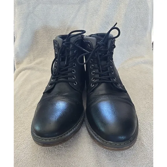 B45 by Bullboxer Staley Black Lace Up Side Zip Cap Toe Ankle Boots Men's Size 10