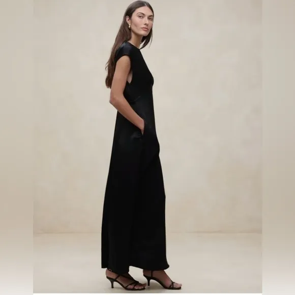 Banana Republic Astral 100% Silk Formal Quiet Luxury Old Money Maxi Dress LTall