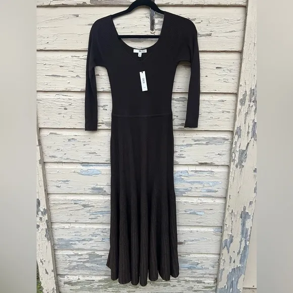 Banana Republic Sculpted V-Neck Off-Shoulder Pleated Metallic Luxury Maxi Dress