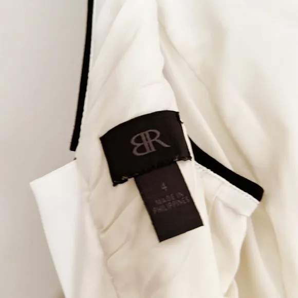 Banana Republic Women White Black Pleated Zip Lined Luxury Dress size 4