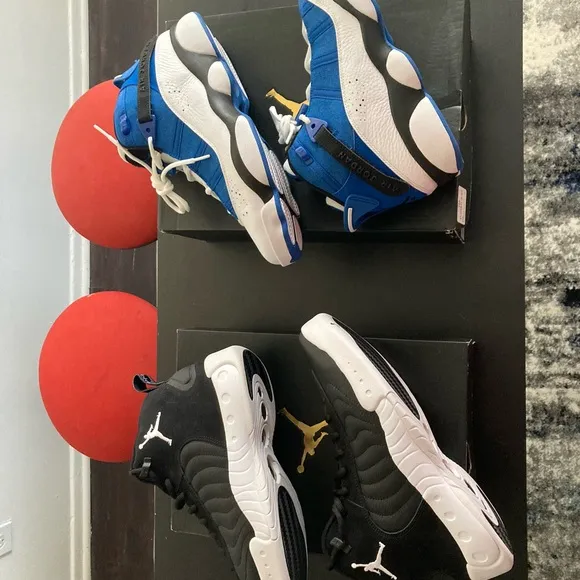 Basketball shoes lots of 2: Jordan JuMpMan Pro and Jordan 6 Rings Sneakers