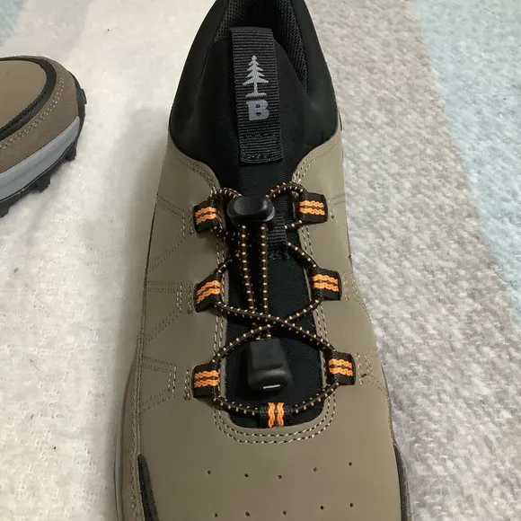 BASS OUTDOOR Men’s Trek Stretch Hiker Hiking shoes size 11.5 M