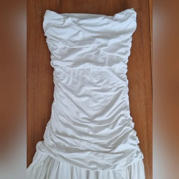 BCBGMaxAzria strapless mini dress minimalist bardot ruched mermaid fishtail