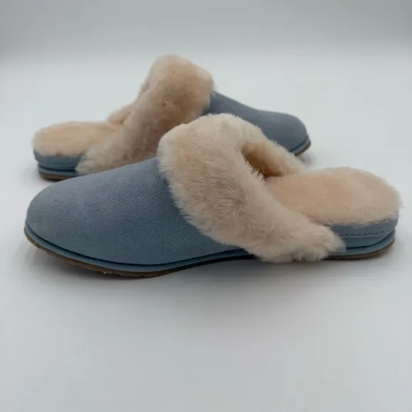 BearPaw Ladon Powder Baby Blue Slip On Fuzzy Cozy Slippers House Shoes 9 NWOT