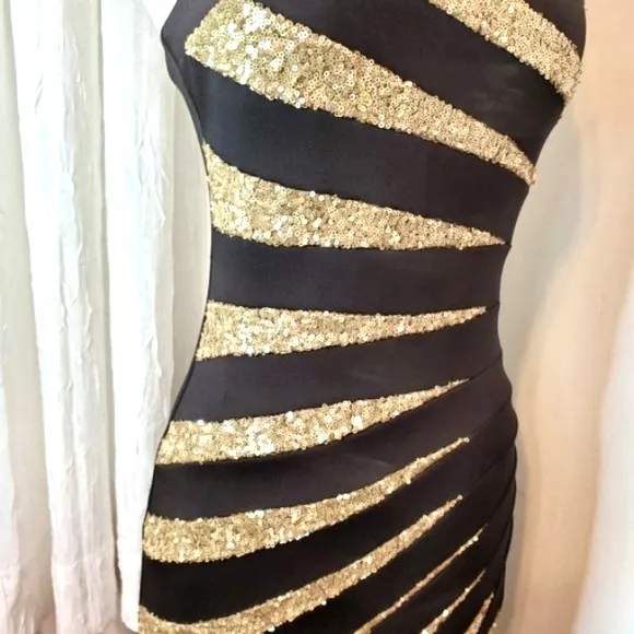 Bebe Womens Dress Luxury Designer Fitted Black Gold Sequins Dress-S