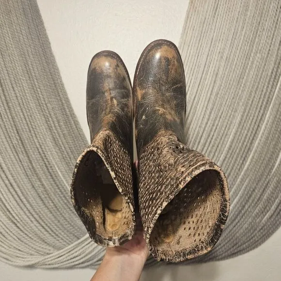 Bed Stu &quot;Dutchess&quot; Perforated Distressed Leather Pull On Wedge Ankle Boots Sz 10
