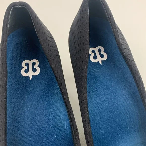 Betabrand Black heels pumps shoes pointed toe Size 8 Cushioned  Comfortable